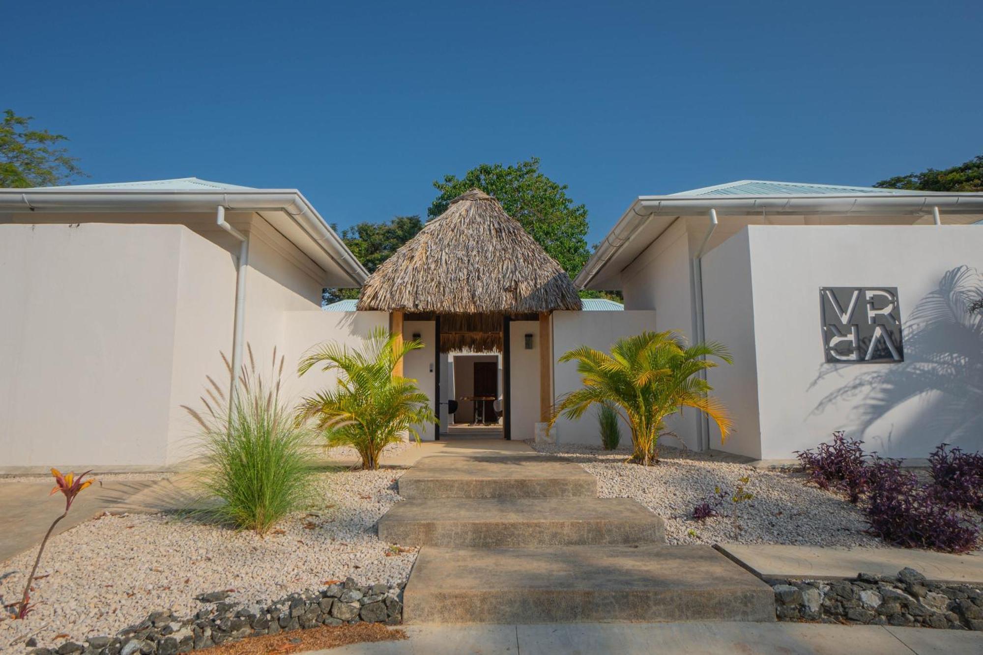 Villas Vr Beachwalk Avellanas Playa Avellana Exterior photo